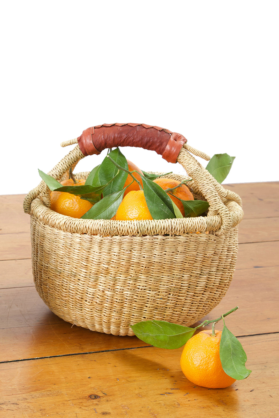 Natural Baby Bolga Basket with Leather Handle